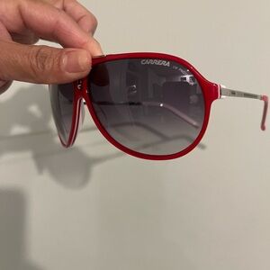 Carrera Red Frame 🕶️ 🔥🔥🔥  I feel free for offers